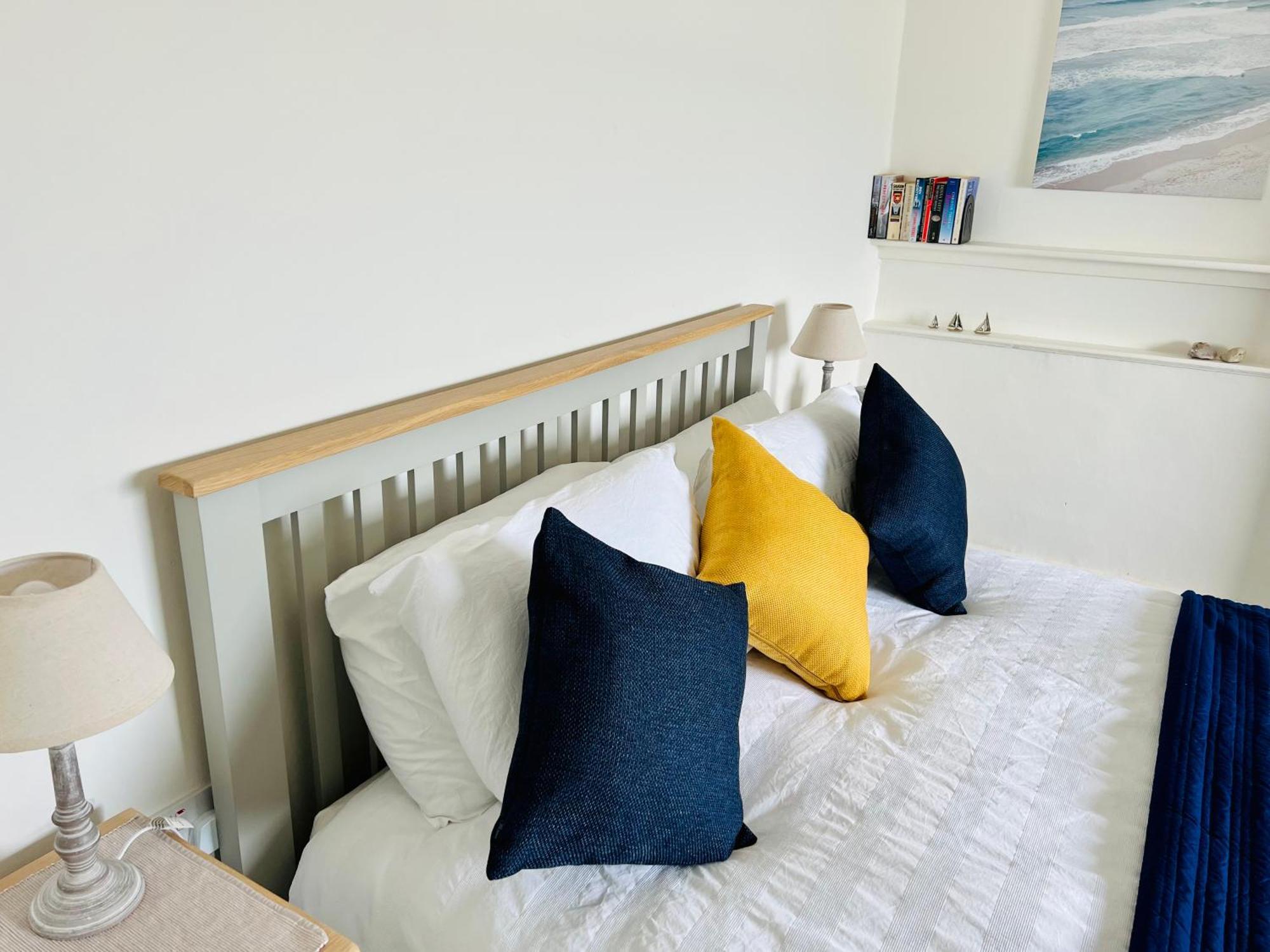 High Tides Apartment Lyme Regis Ngoại thất bức ảnh